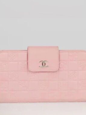 Chanel Pink Quilted Lambskin Leather Lucky Symbols Wallet